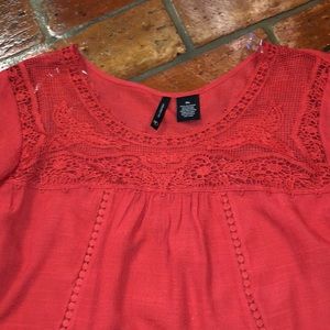 NWT New Directions lace yoke & ladder lace  ruffle sleeve top sz XL